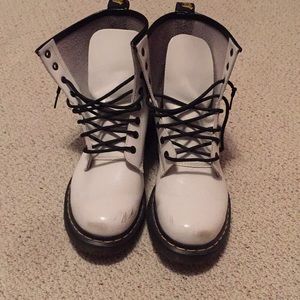 Dr. Martens 1460 8 Eye Boot